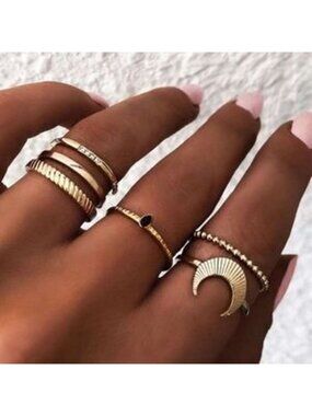 Boho Chic Gypsy Feel MOON Ring SEt